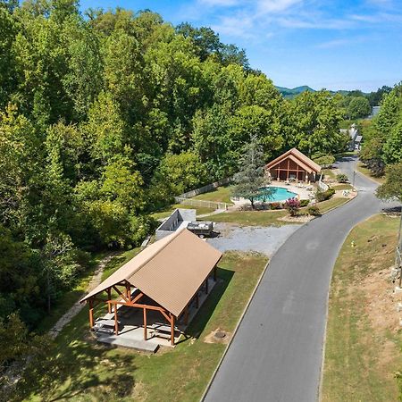 Indoor Pool, Near Dollywood, Theater, Luxury Cabin Βίλα Pigeon Forge Εξωτερικό φωτογραφία