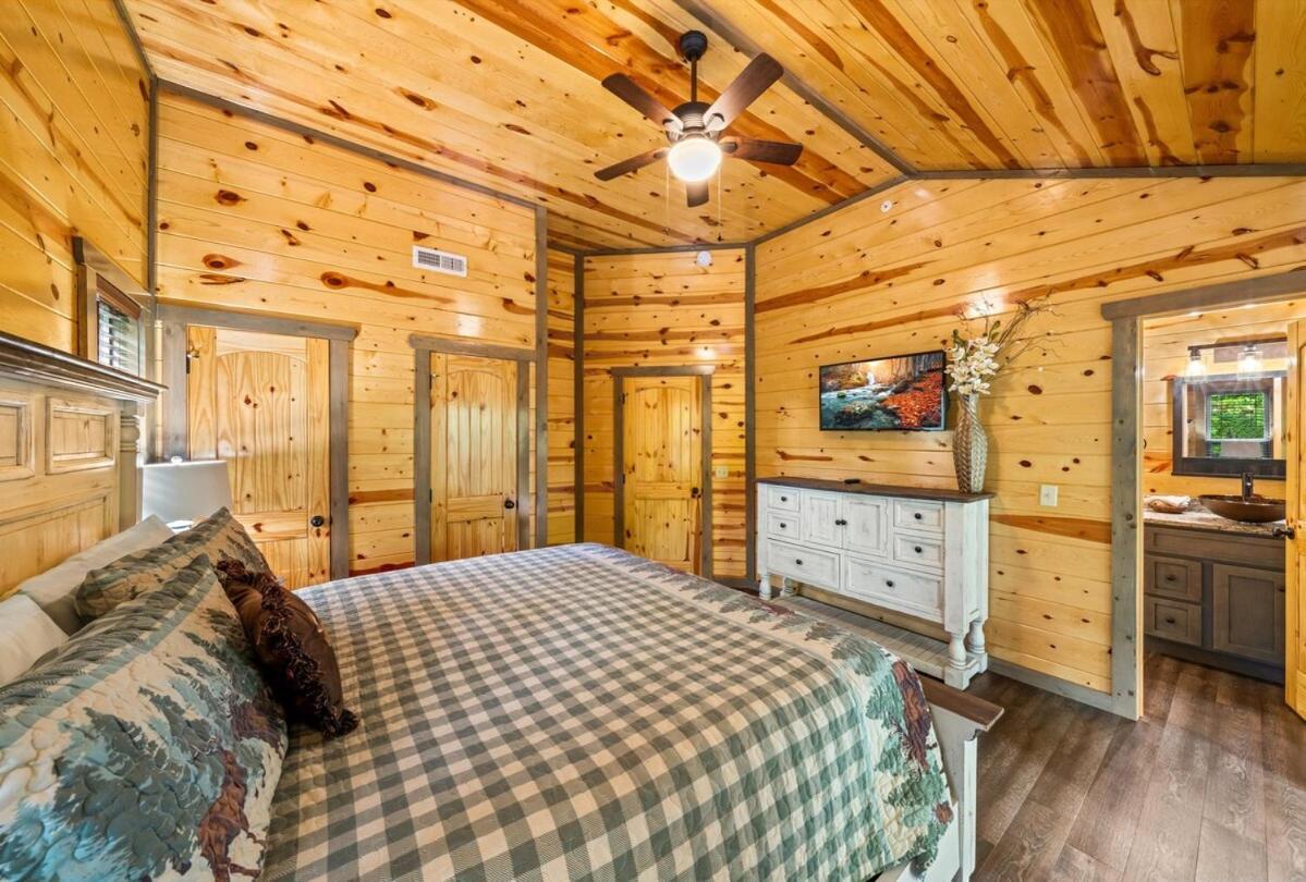 Indoor Pool, Near Dollywood, Theater, Luxury Cabin Βίλα Pigeon Forge Εξωτερικό φωτογραφία